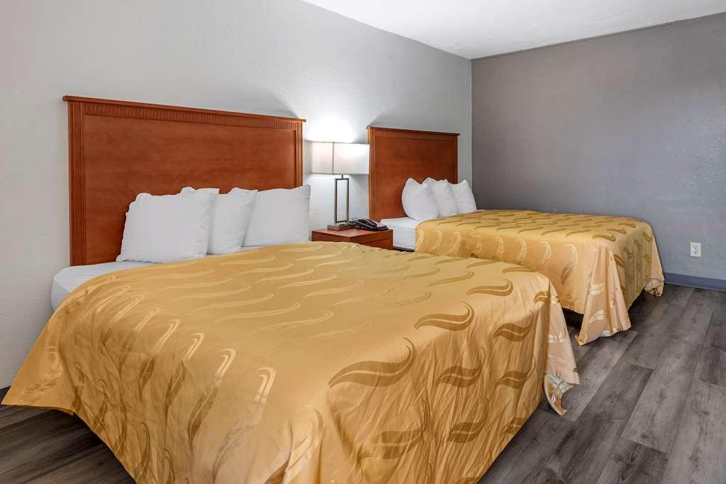 Quality Inn Fayetteville Near Fort Bragg Quarto foto